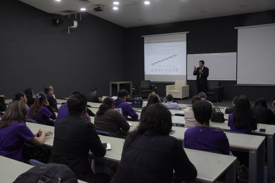 Reflexionan en la BUAP acerca de la Qu&iacute;mica y la Inteligencia Artificial