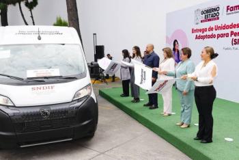 Con donaci&oacute;n del SNDIF, Ceci Arellano y SEDIF entregan cuatro unidades adaptadas