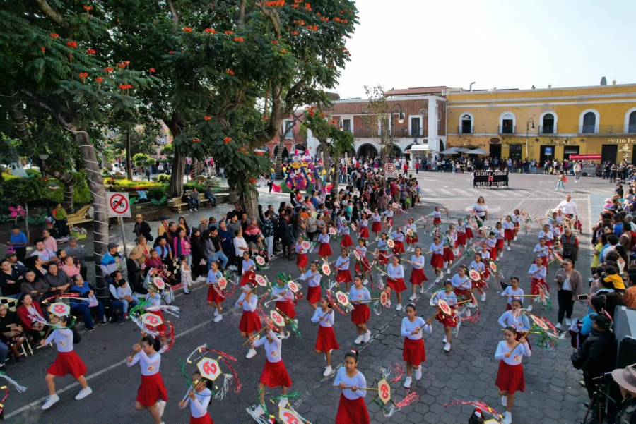 Atlixco conmemora el Aniv. De la Revoluci&oacute;n con tradicional desfile